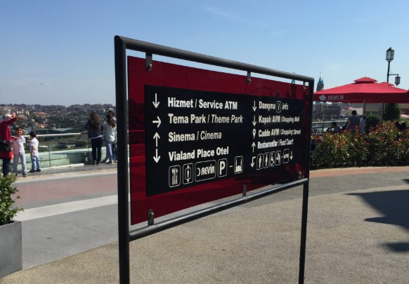 Siteler, Rezidanslar, Sosyal Tesisler ve Otopark Alanları için Yönlendirme Tabelaları