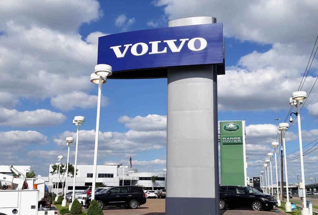 Otomotiv Bayileri ve Plaza Totem Tabela (Pilon Tabela)