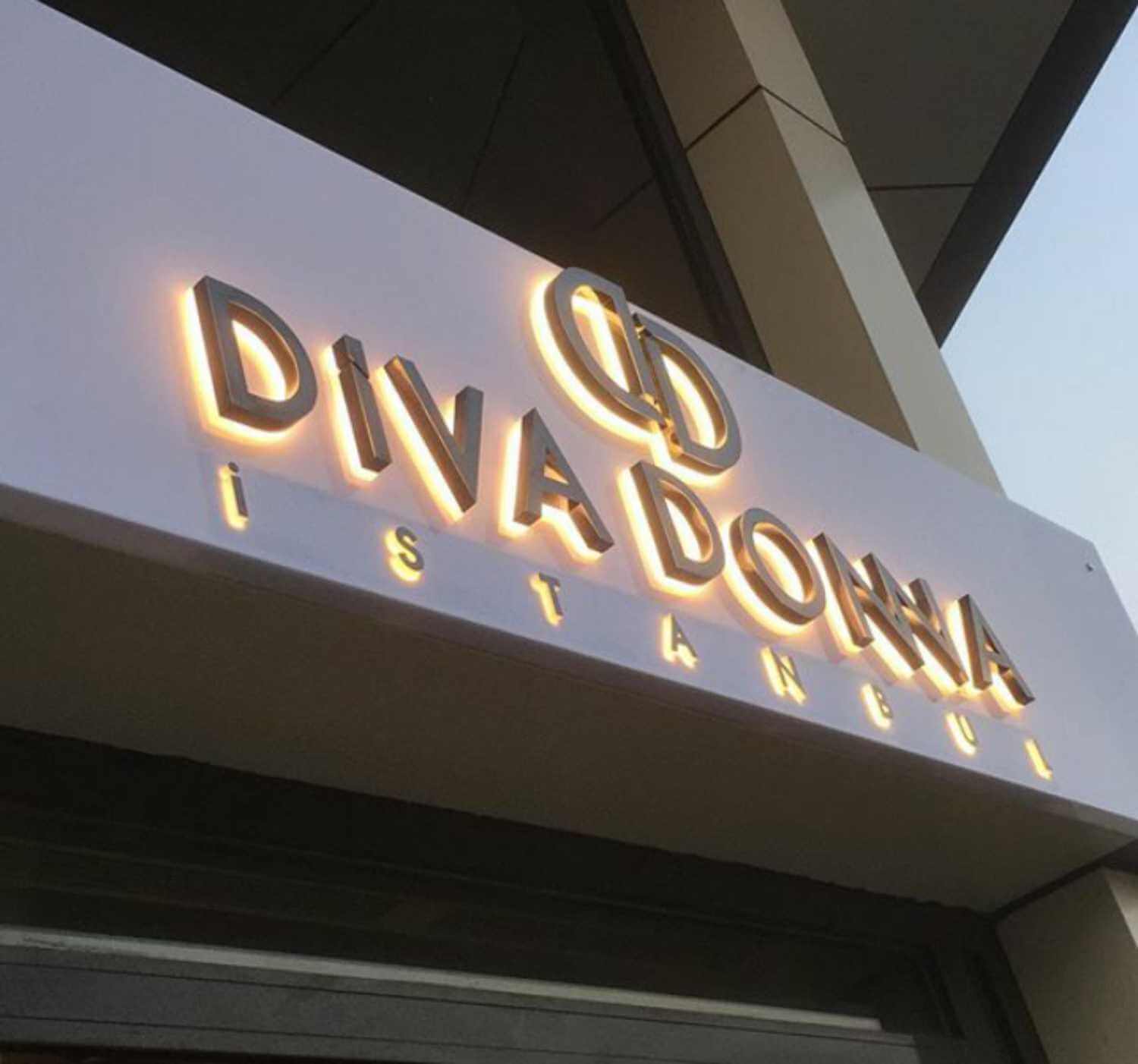Restoran Işıklı Tabela
